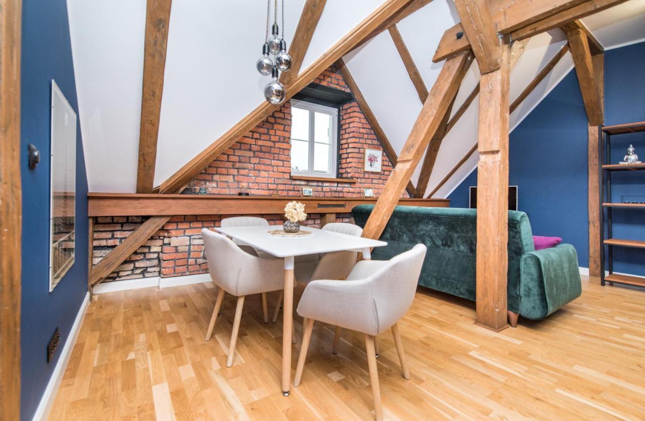Uroczy Apartament Gliwice Exterior foto